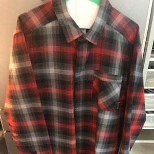 Mountain hardware button down